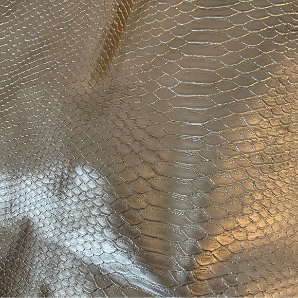 Neiman Marcus Gold Fake Snakeskin Tote - Picture 5 of 8